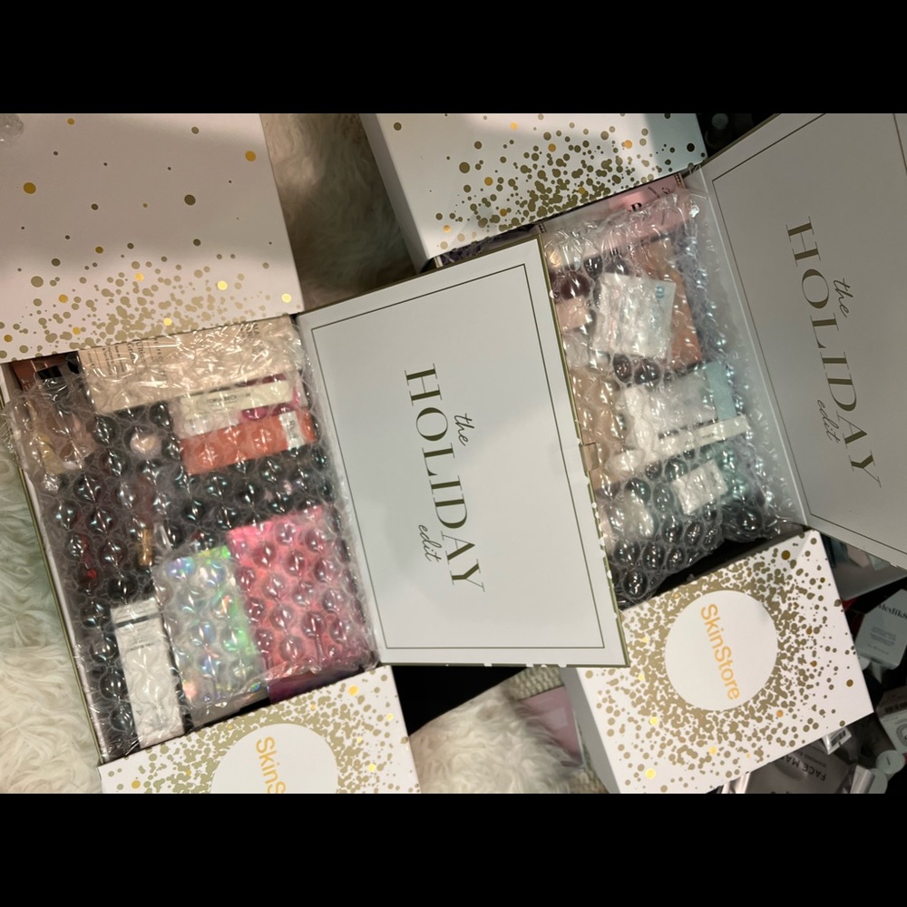 $500 MYSTERY HIGH END MAKEUP BOX LUXURY - Picture 6 of 6